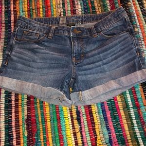 Mid rise jeans shorts